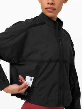 Lululemon Slip Into The Moment Jacket (6)